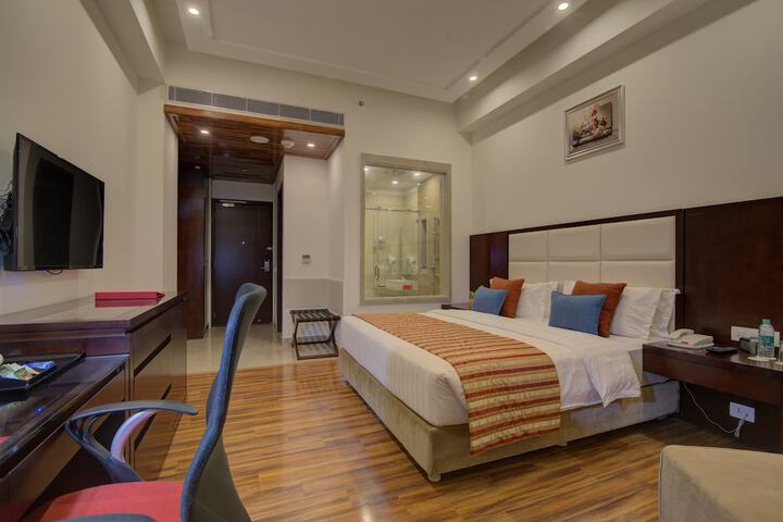 Room 6 of 41