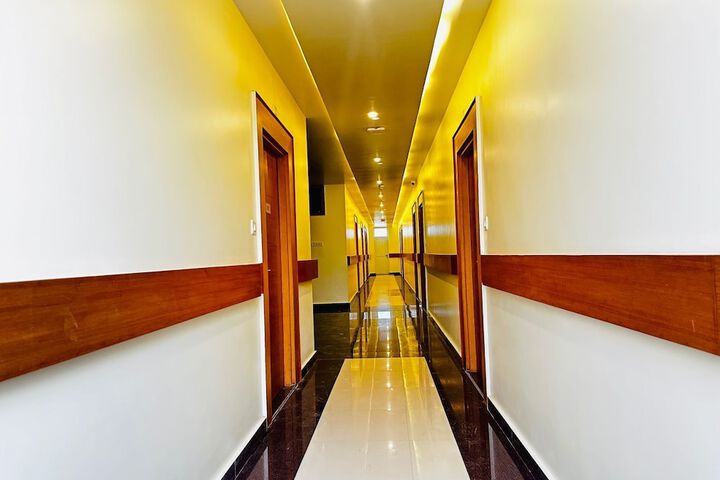 Hotel 11 of 13