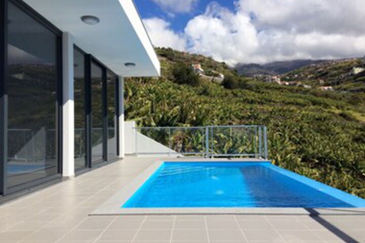 Pool 19 of 31