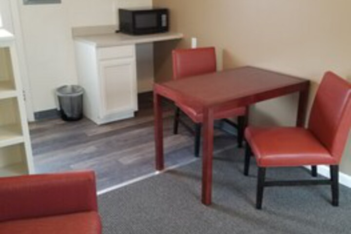 Room 3 of 18