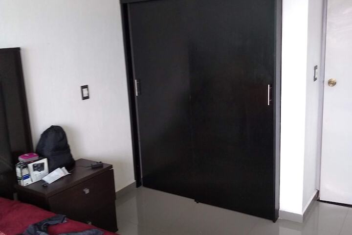 Room 4 of 19
