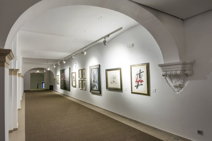 Ballroom/Hall 100 of 106
