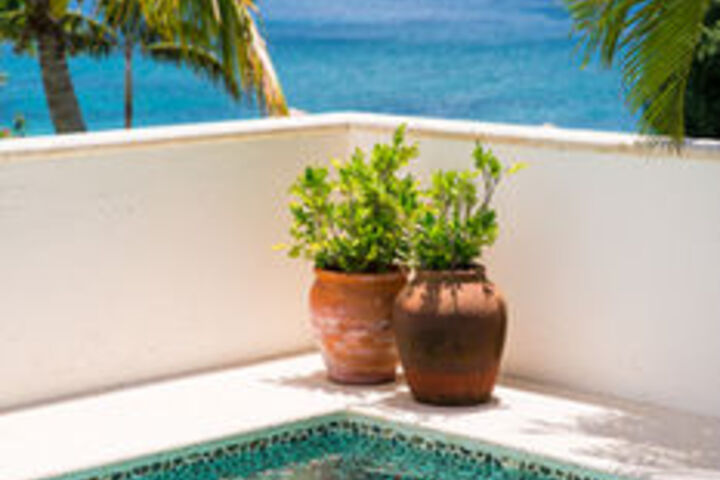 Pool 38 of 44