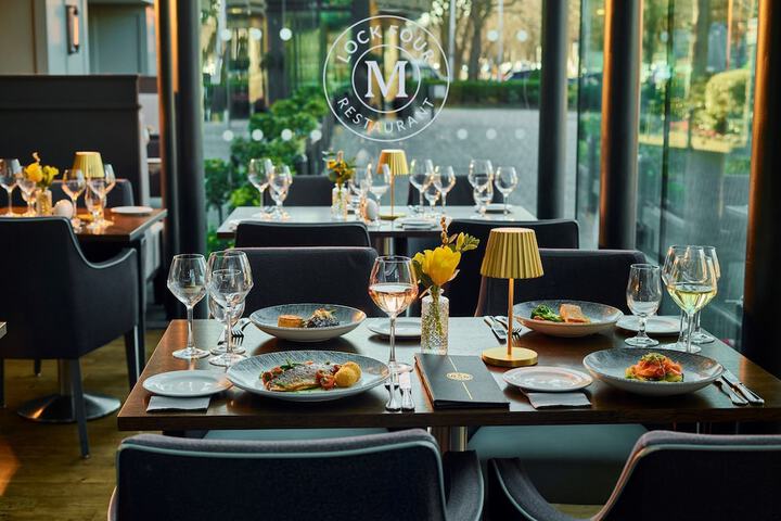 Dining 47 of 91