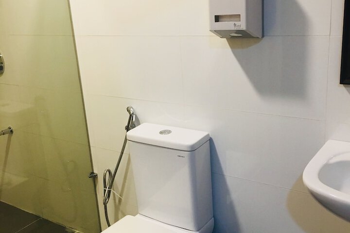 Room 30 of 40