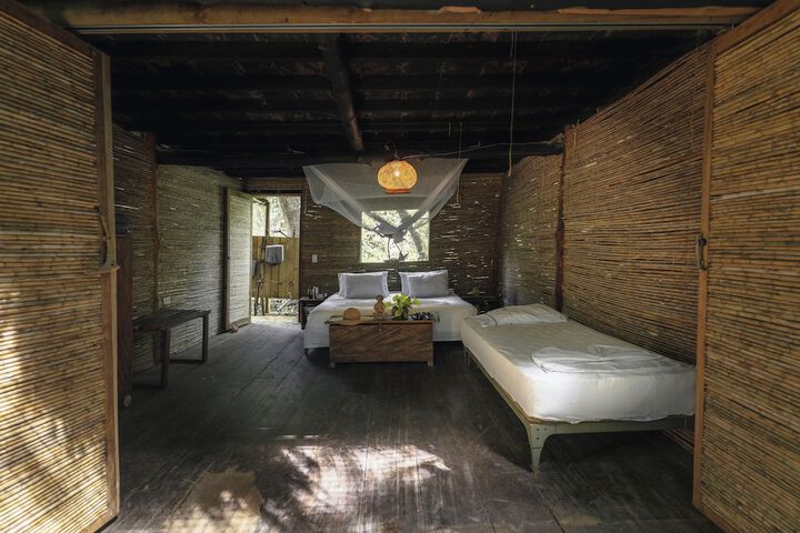 Room 25 of 54