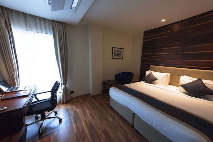 Room 17 of 49