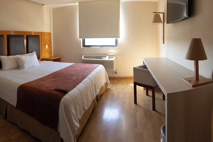 Room 13 of 91