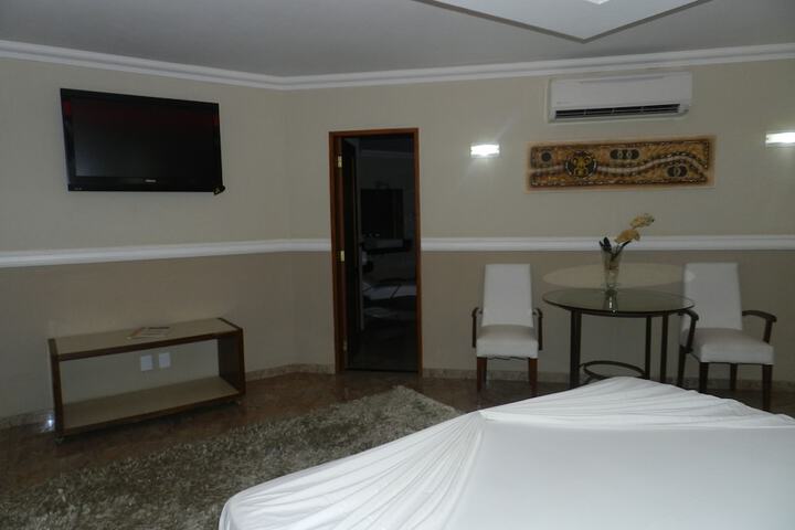 Room 21 of 70
