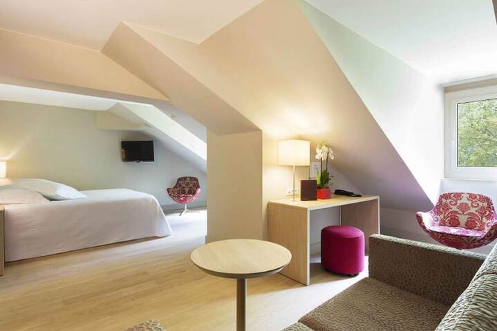 Room 14 of 45