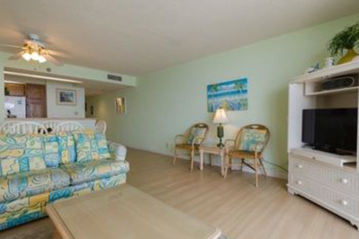 Room 18 of 18