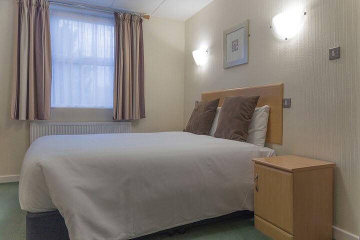 Room 3 of 39