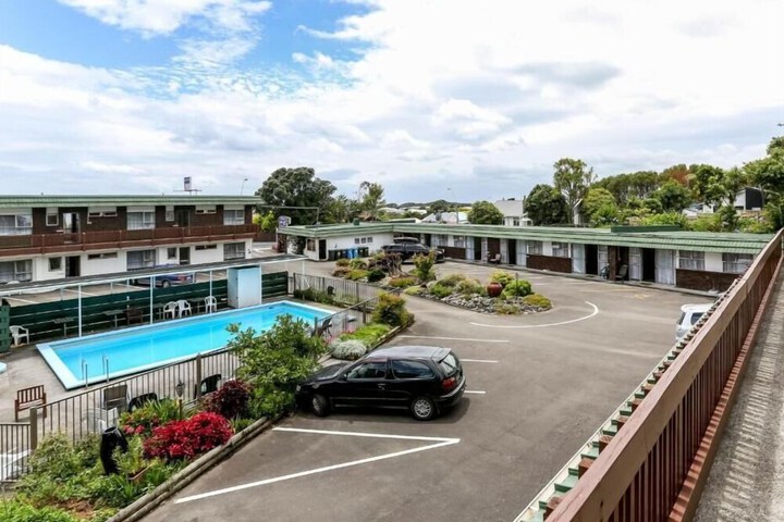 Hotel 60 of 72
