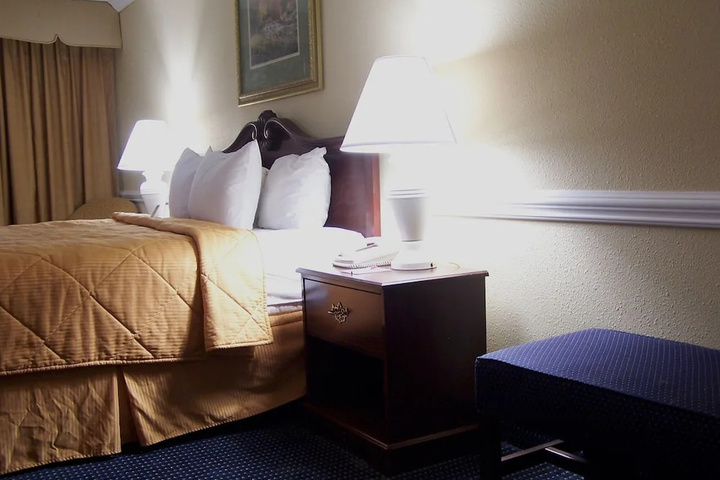 guest_rooms