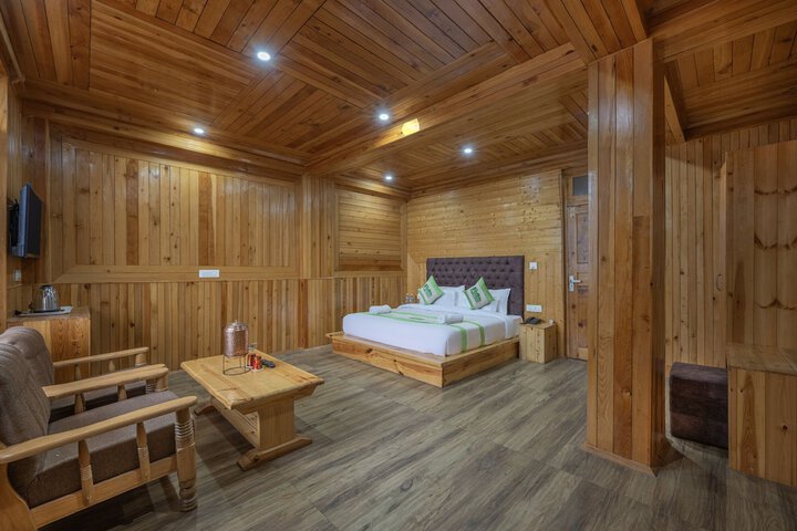 Room 7 of 37