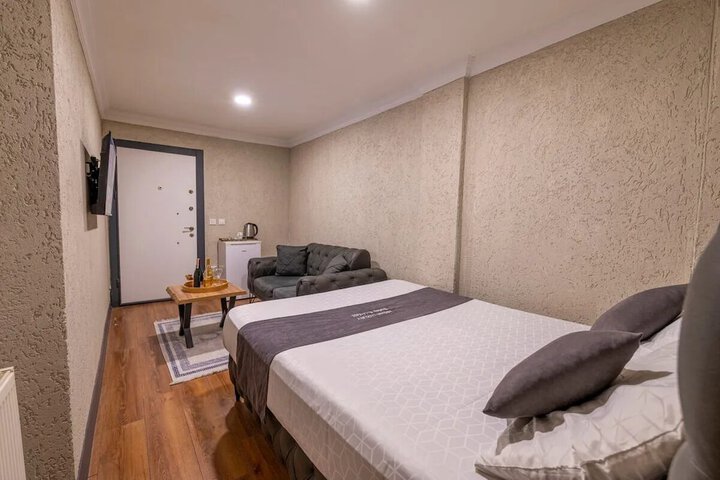 Room 35 of 50