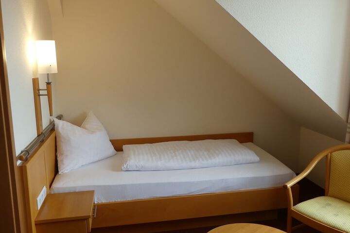 Room 13 of 55