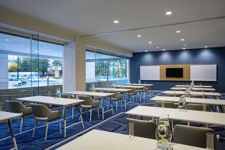 Meeting facility