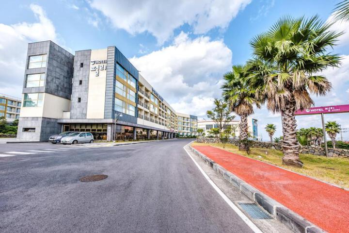 Jeju Pearly Hotel