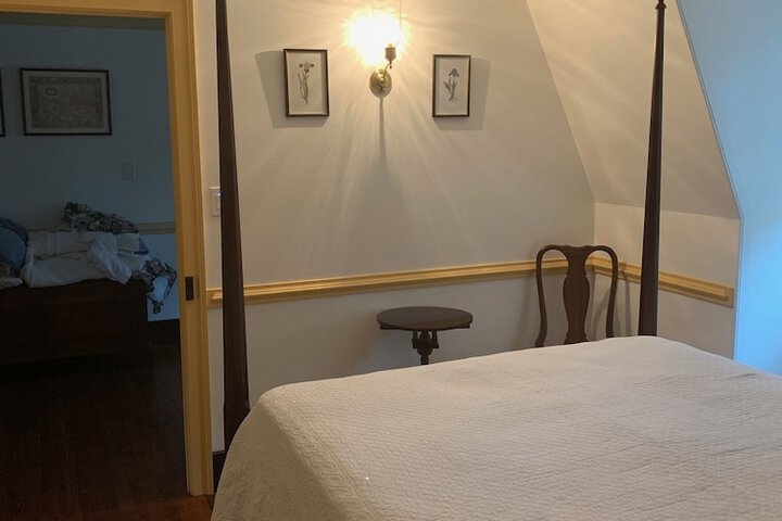 Room 8 of 30