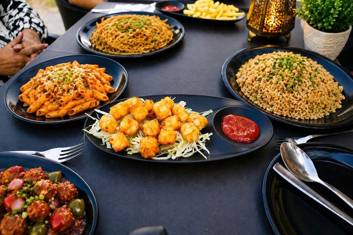 Dining 14 of 19