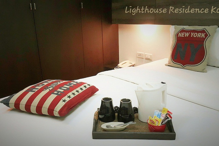 Room 6 of 35
