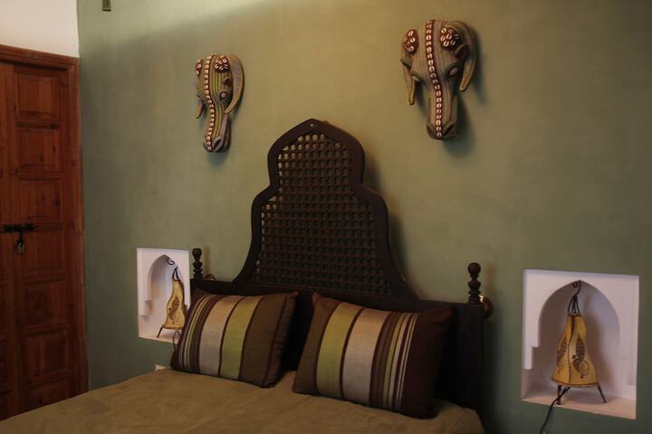 Room 20 of 65