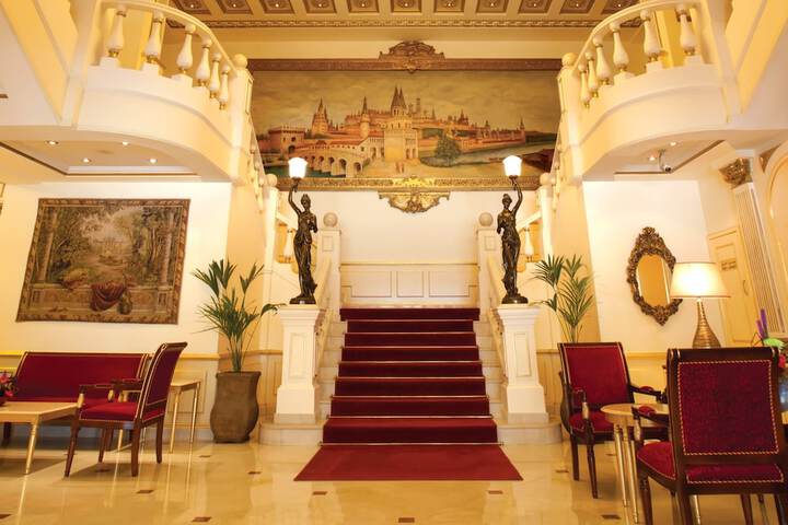 Moscow Hotel