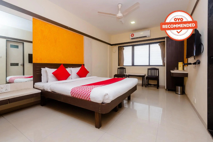 Room 3 of 18