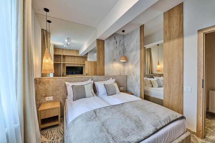 Room 29 of 60