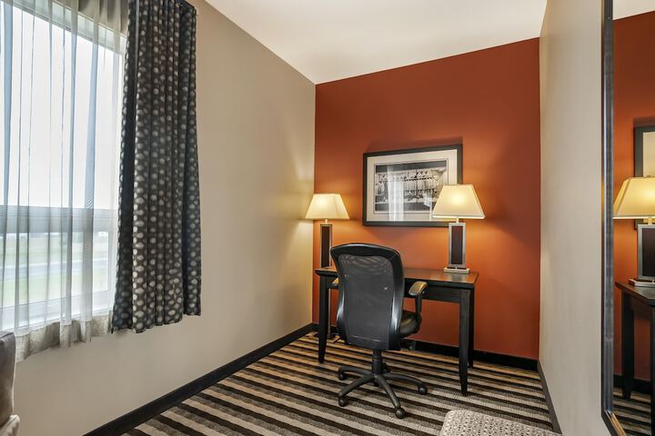 Room 10 of 50