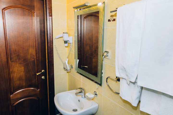 Room 29 of 45