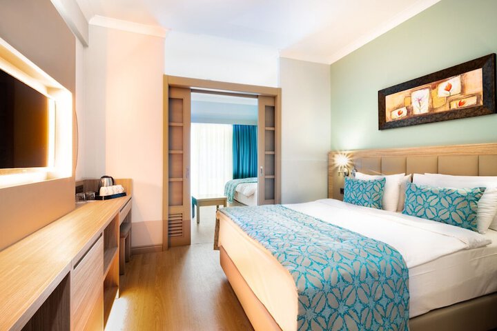Room 14 of 225