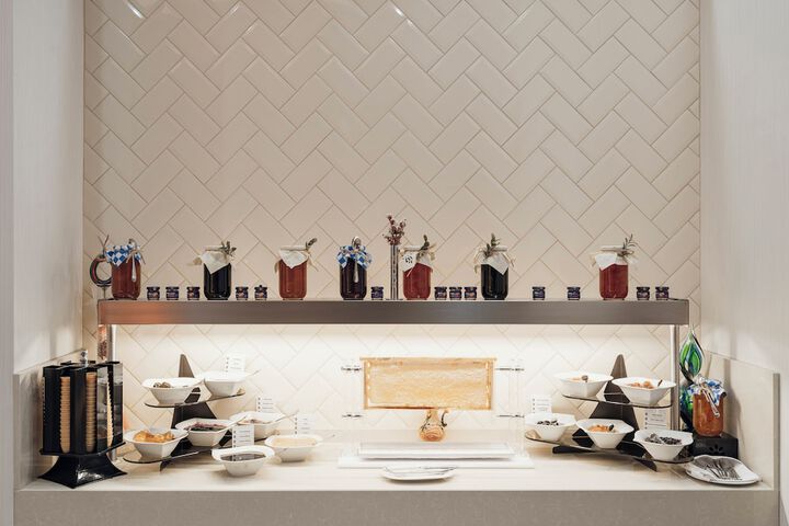 Breakfast/Coffee Service 41 of 57