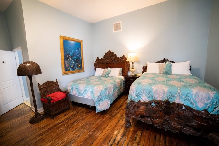 Lodge Premium Cabin Queen Bed (27 of 79)