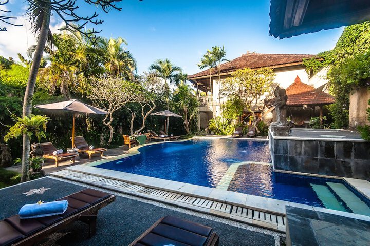 Pool 35 of 60