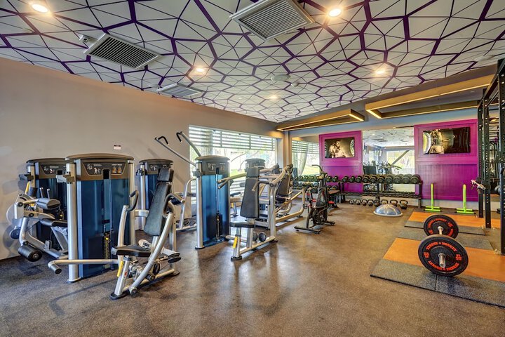 Health and Fitness 110 of 261
