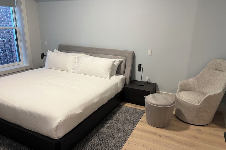 Room 60 of 109