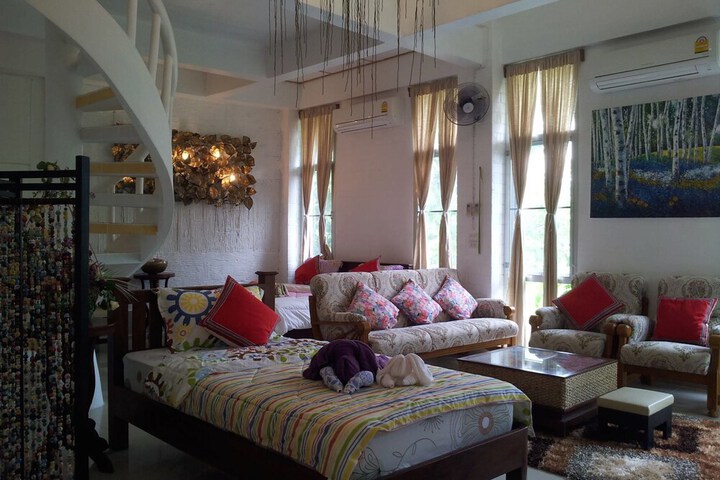 Room 30 of 150