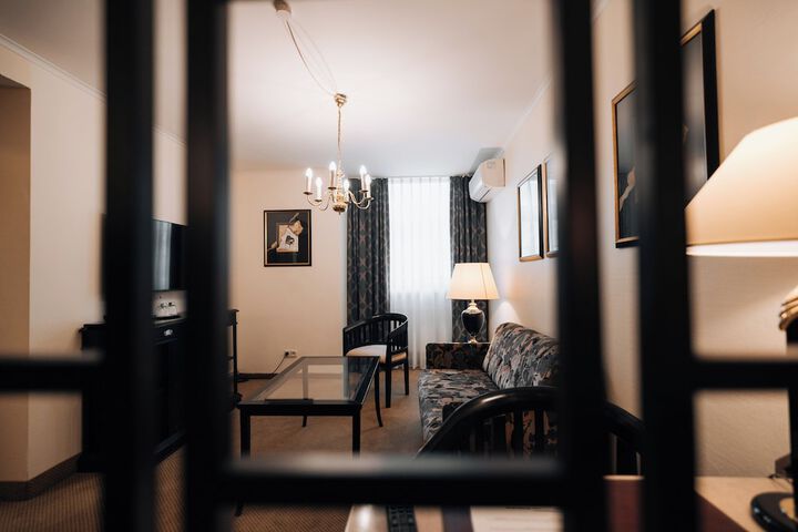Room 63 of 81