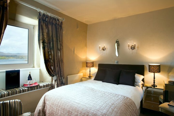 Room 4 of 36