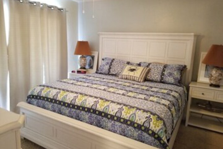 Room 14 of 15