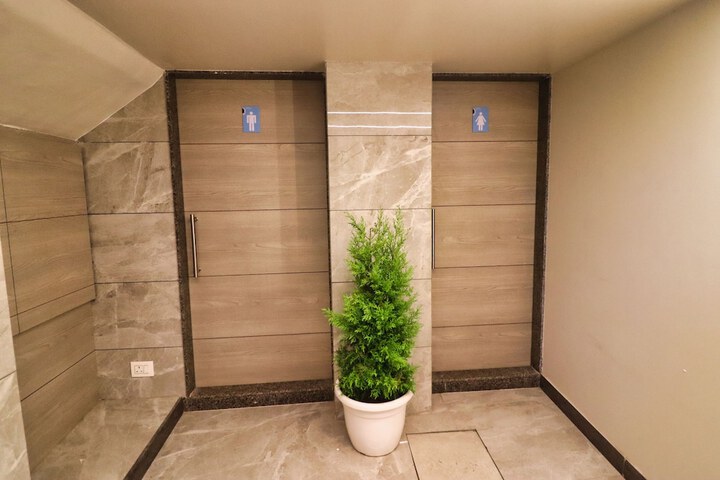 Room 20 of 39