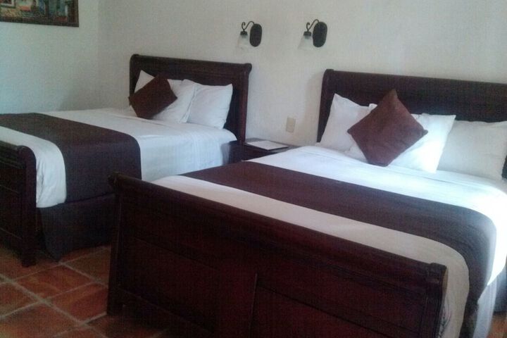 Room 2 of 51