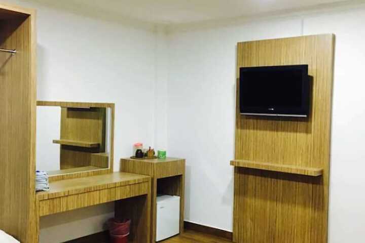 Room 14 of 34