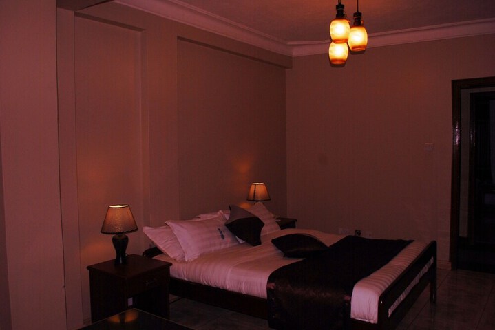 Room 15 of 43
