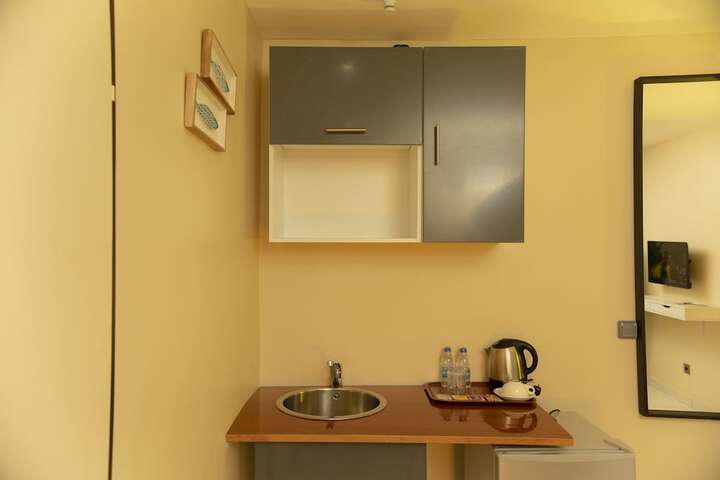 Room 8 of 109