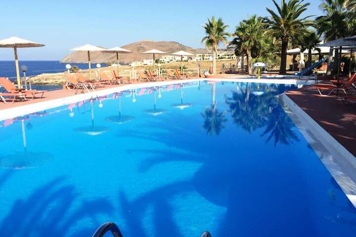Pools & Facilities