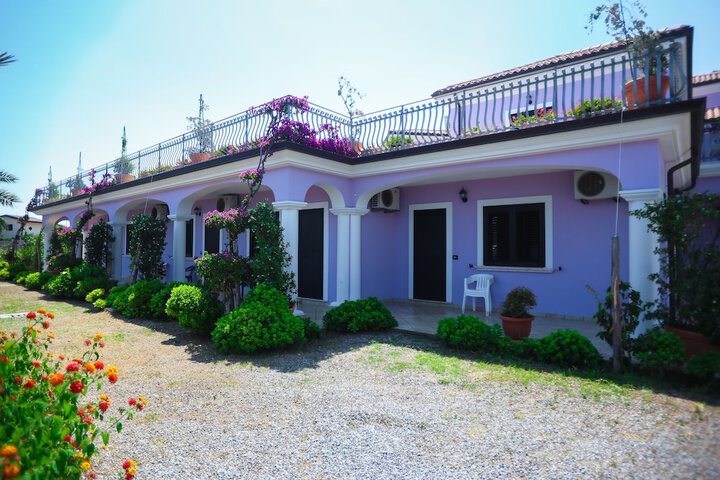 Room 4 of 35