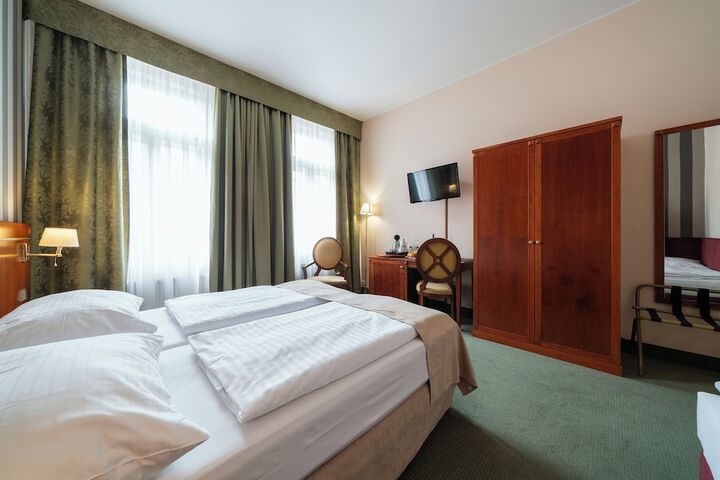 Room 47 of 113